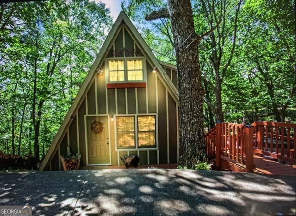 Photo of 608 Moss Patch Trail, Jasper, GA 30143 (MLS # 10663333)