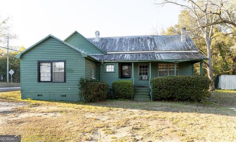 Photo of 226 Griffin Avenue, Eastman, GA 31023 (MLS # 10674313)