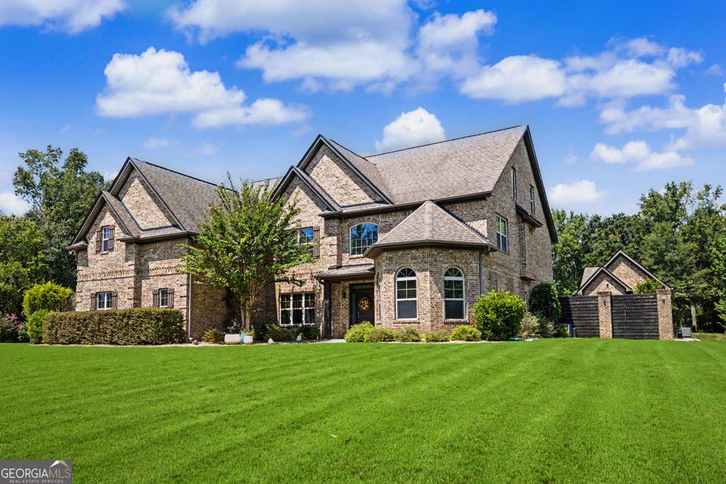 Photo of 120 Broad Meadows Lane, Fayetteville, GA 30215 (MLS # 10833605)