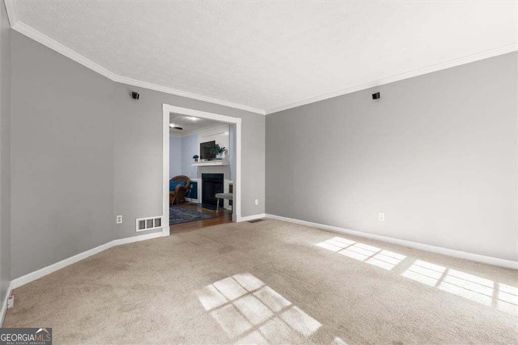 100 Shane WAY SE