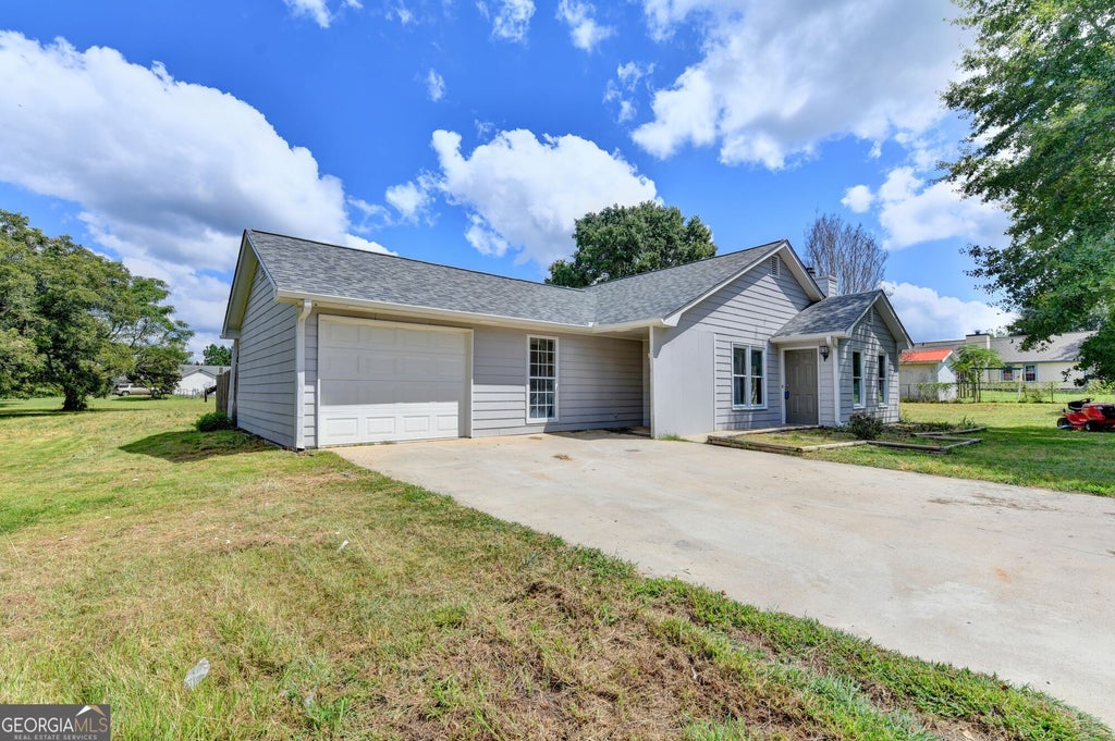 Photo of 2725 Milton Bryan Drive, Loganville, GA 30052 (MLS # 10837836)