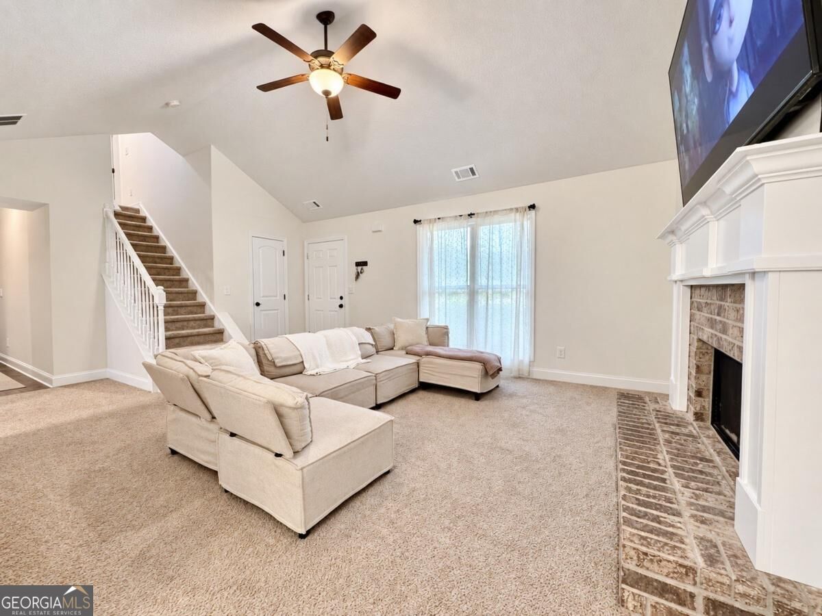115 BROOKSIDE CT