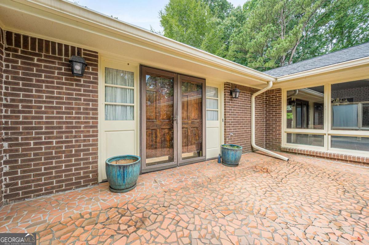 115 Farmstead LN