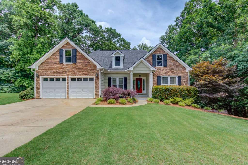 Photo of 3160 Lakecrest Drive, Dacula, GA 30019 (MLS # 10777314)