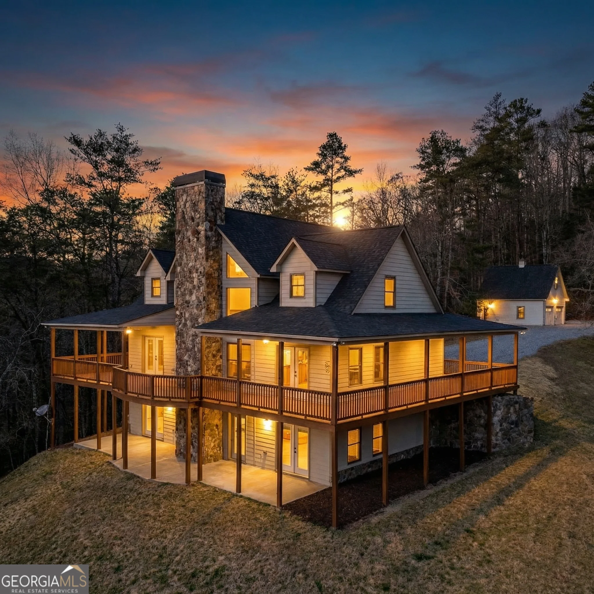 661 Toccoa River Forest