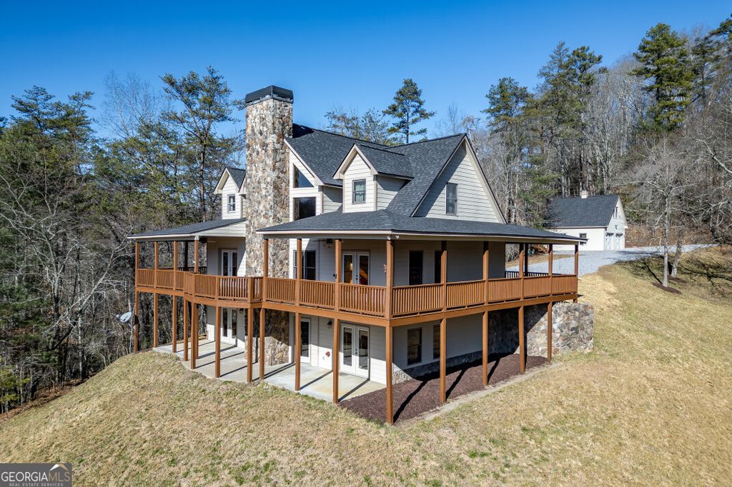 Photo of 661 Toccoa River Forest, Mineral Bluff, GA 30559 (MLS # 10681353)