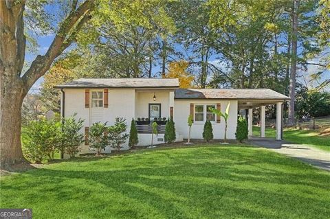 Photo of 1876 Balmoral Road SE, Smyrna, GA 30080 (MLS # 10640611)