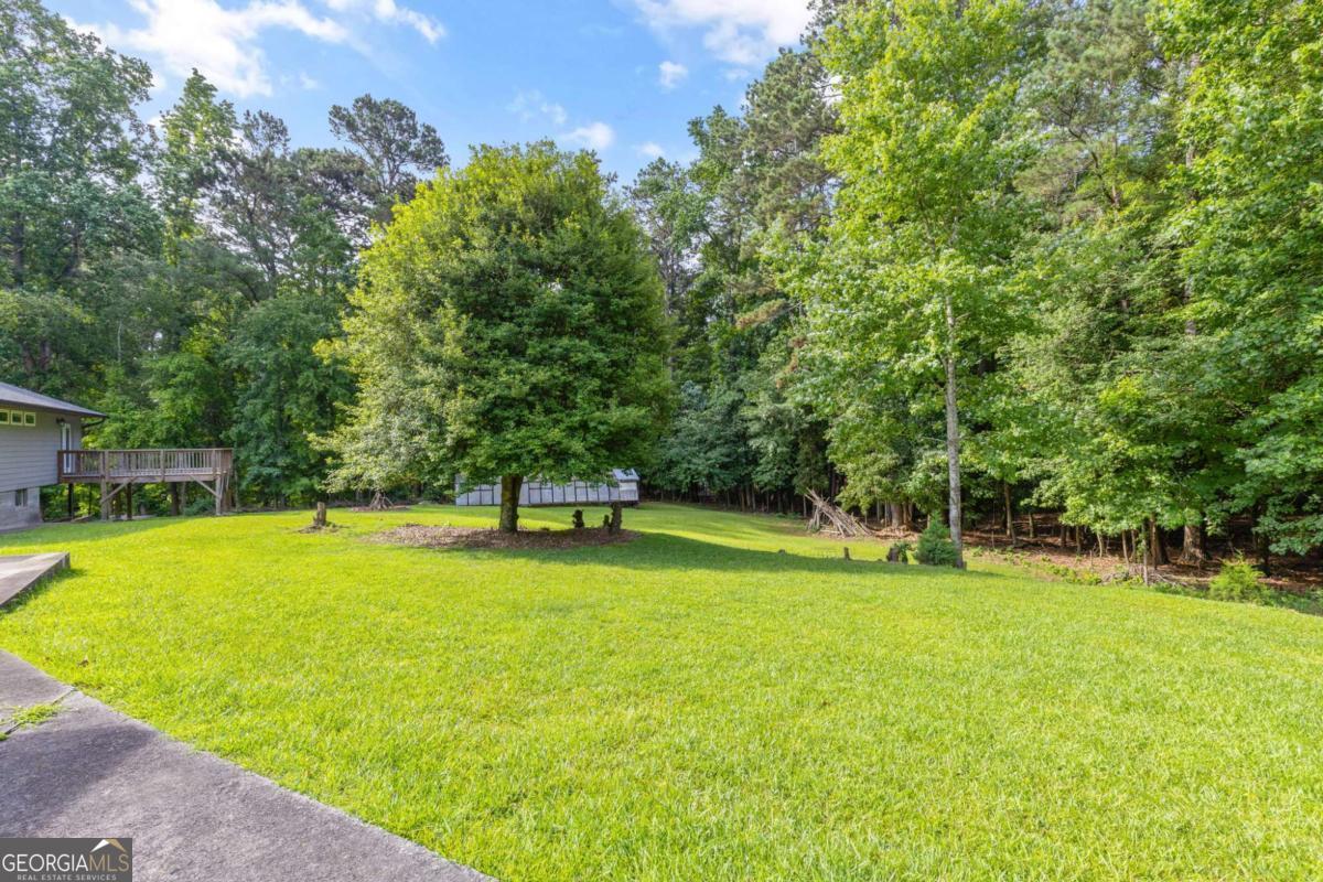 4847 Lakewood DR