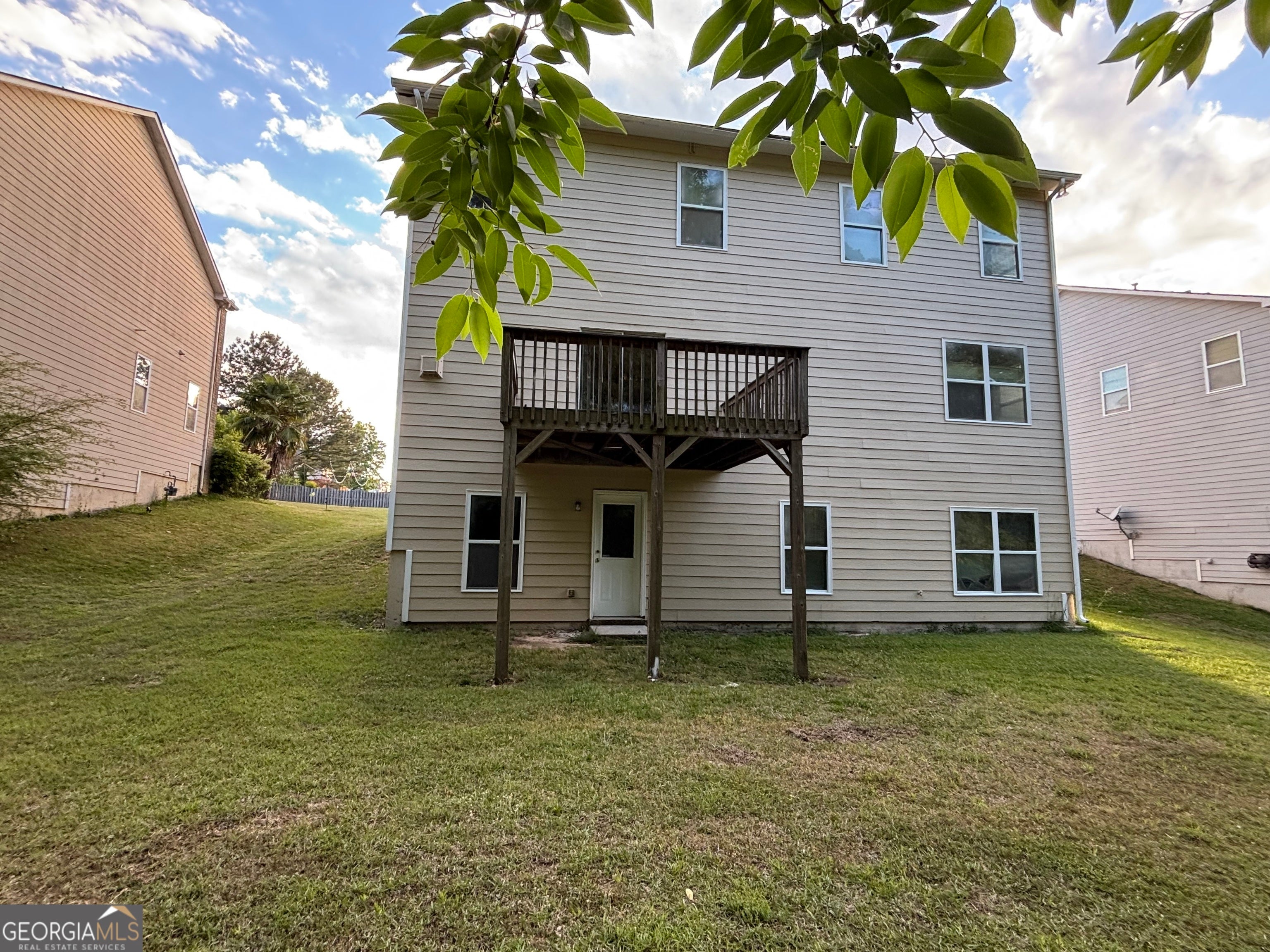 3112 Elmwood CT