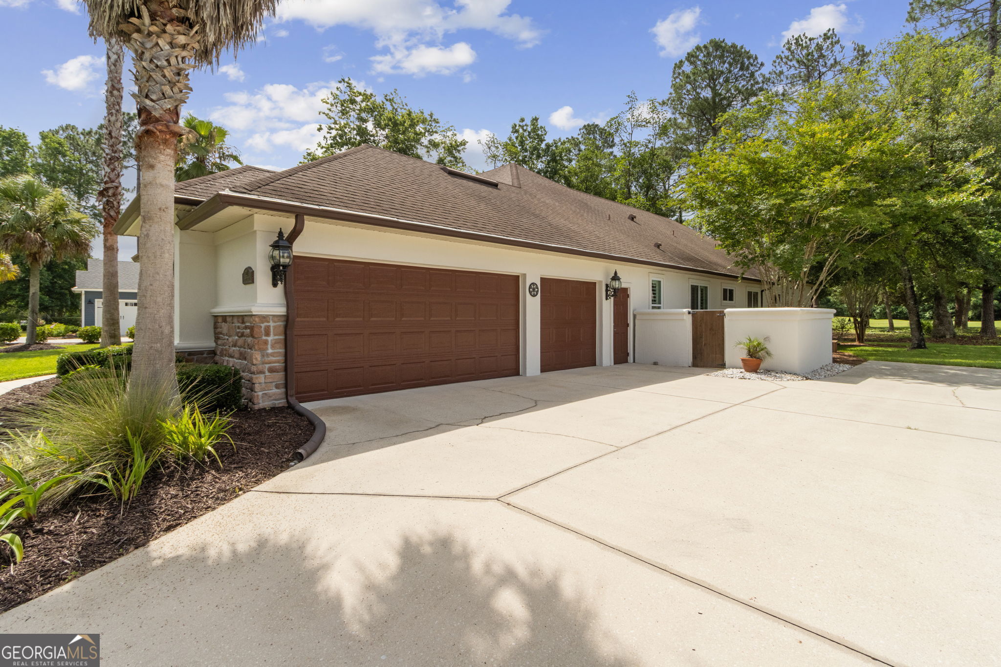 221 Osprey CIR