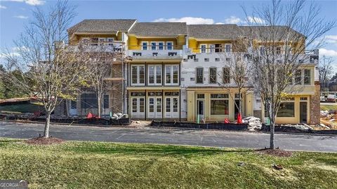 79 Bourbon ST 4 Senoia GA 30276