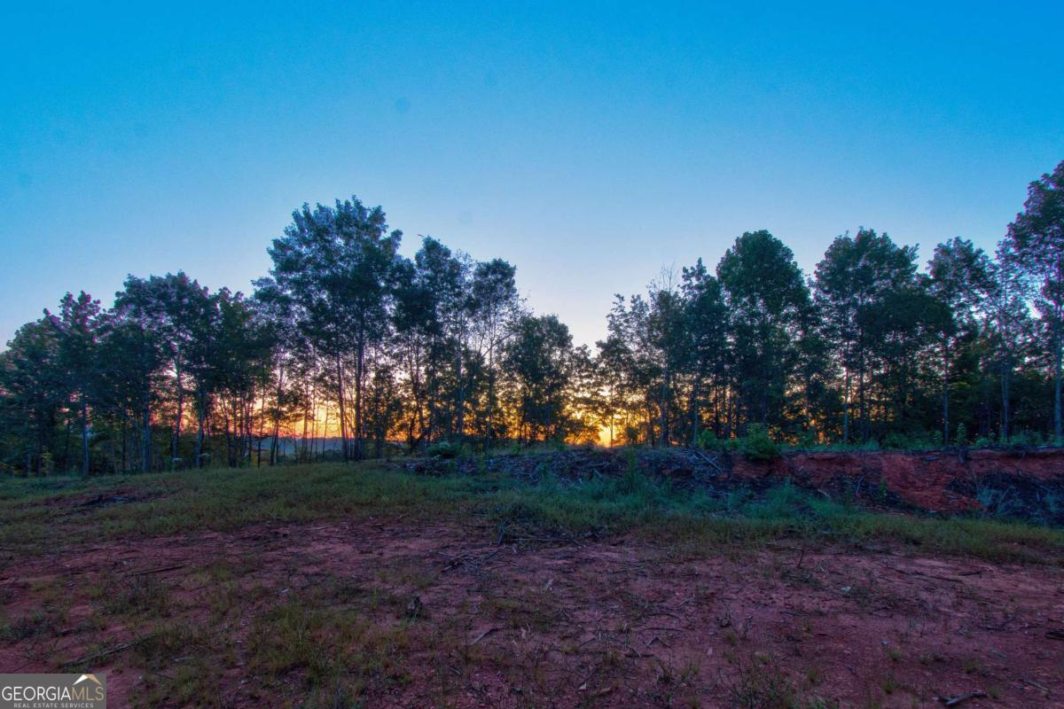 5 Grateful View Drive