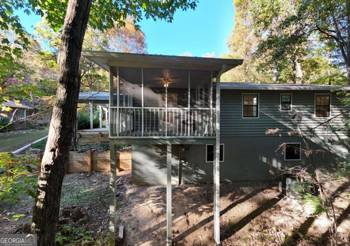 95 Mountain View DR