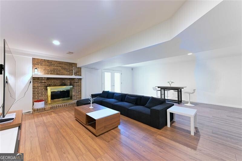 INDIAN HILLS - Residential