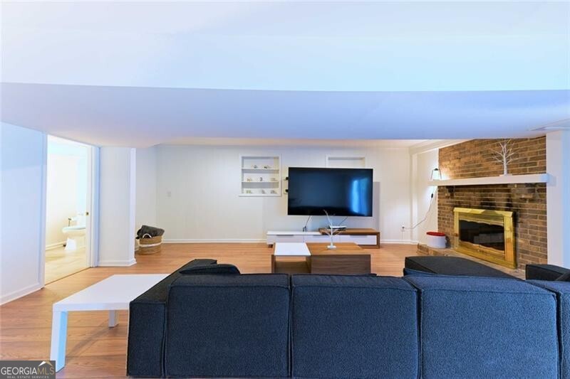 INDIAN HILLS - Residential