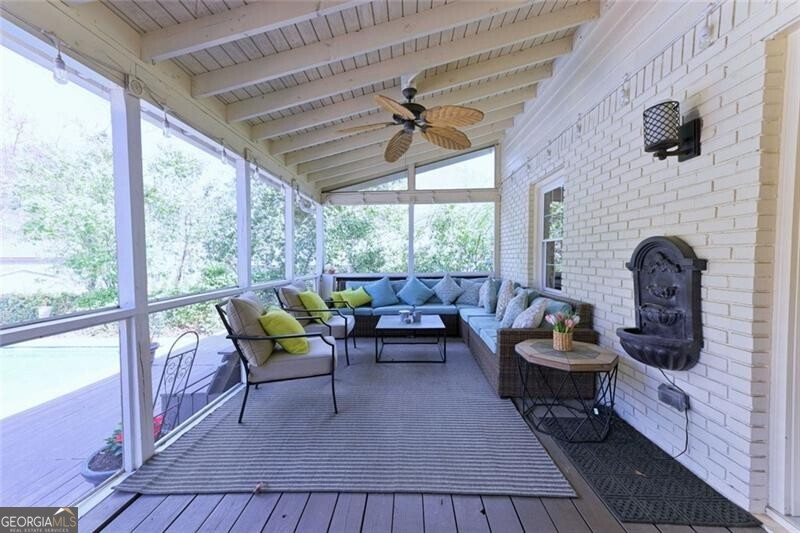INDIAN HILLS - Residential