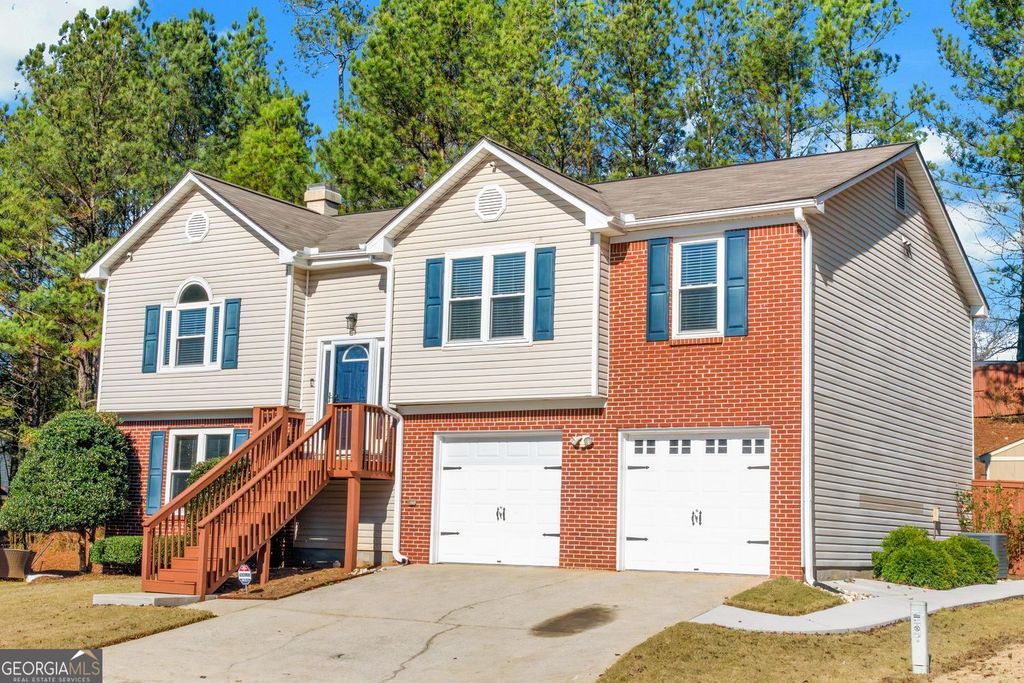 Photo of 731 Bridgewood Court, Lithonia, GA 30058 (MLS # 10658563)