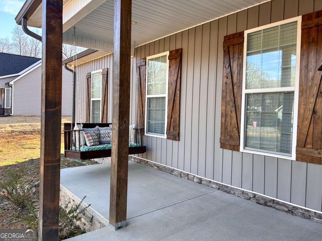 Photo of 117 Savannah Street SE, Calhoun, GA 30701 (MLS # 10697060)