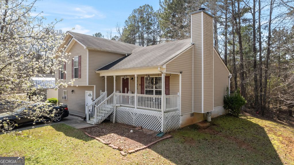 Photo of 155 River Forest Drive NE, Milledgeville, GA 31061 (MLS # 10717790)