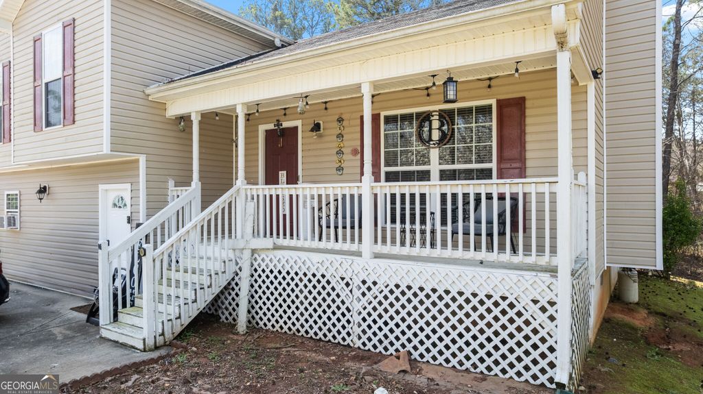 Photo of 155 River Forest Drive NE, Milledgeville, GA 31061 (MLS # 10717790)