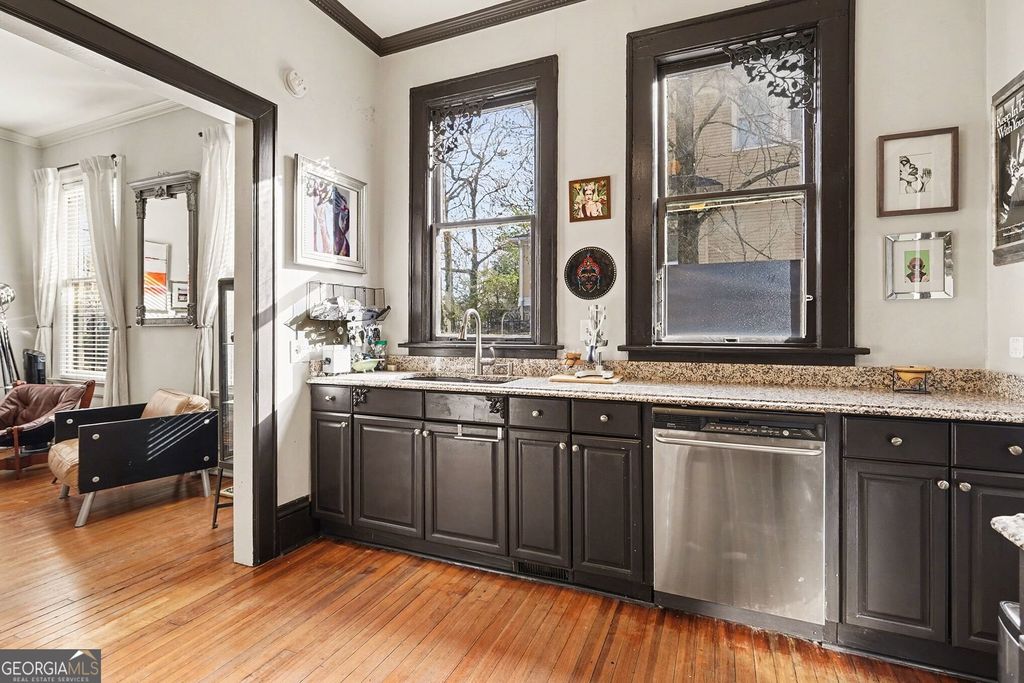 Photo of 916 Myrtle Street NE #1, Atlanta, GA 30309 (MLS # 10681227)