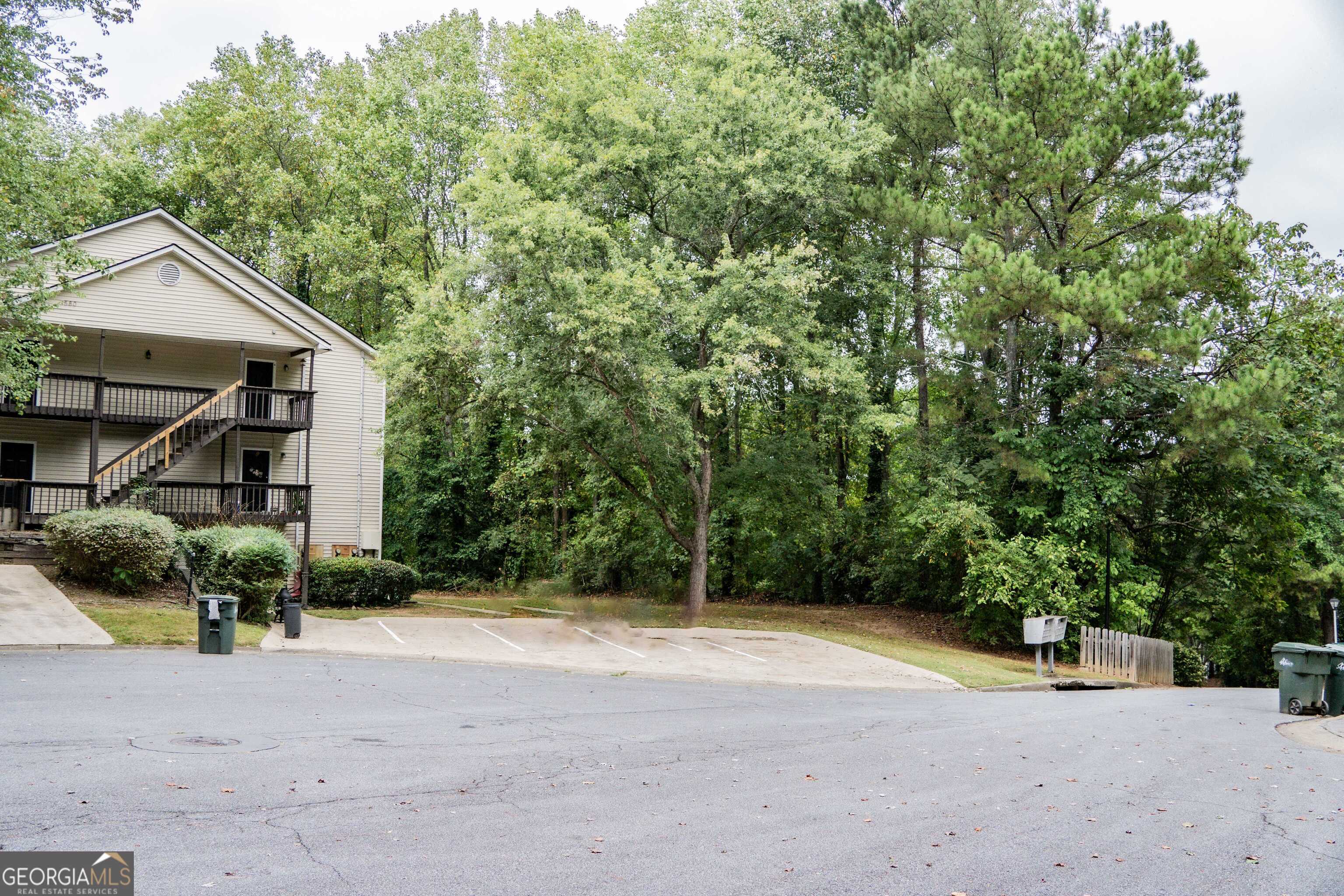 Oakpointe - Residential Lease