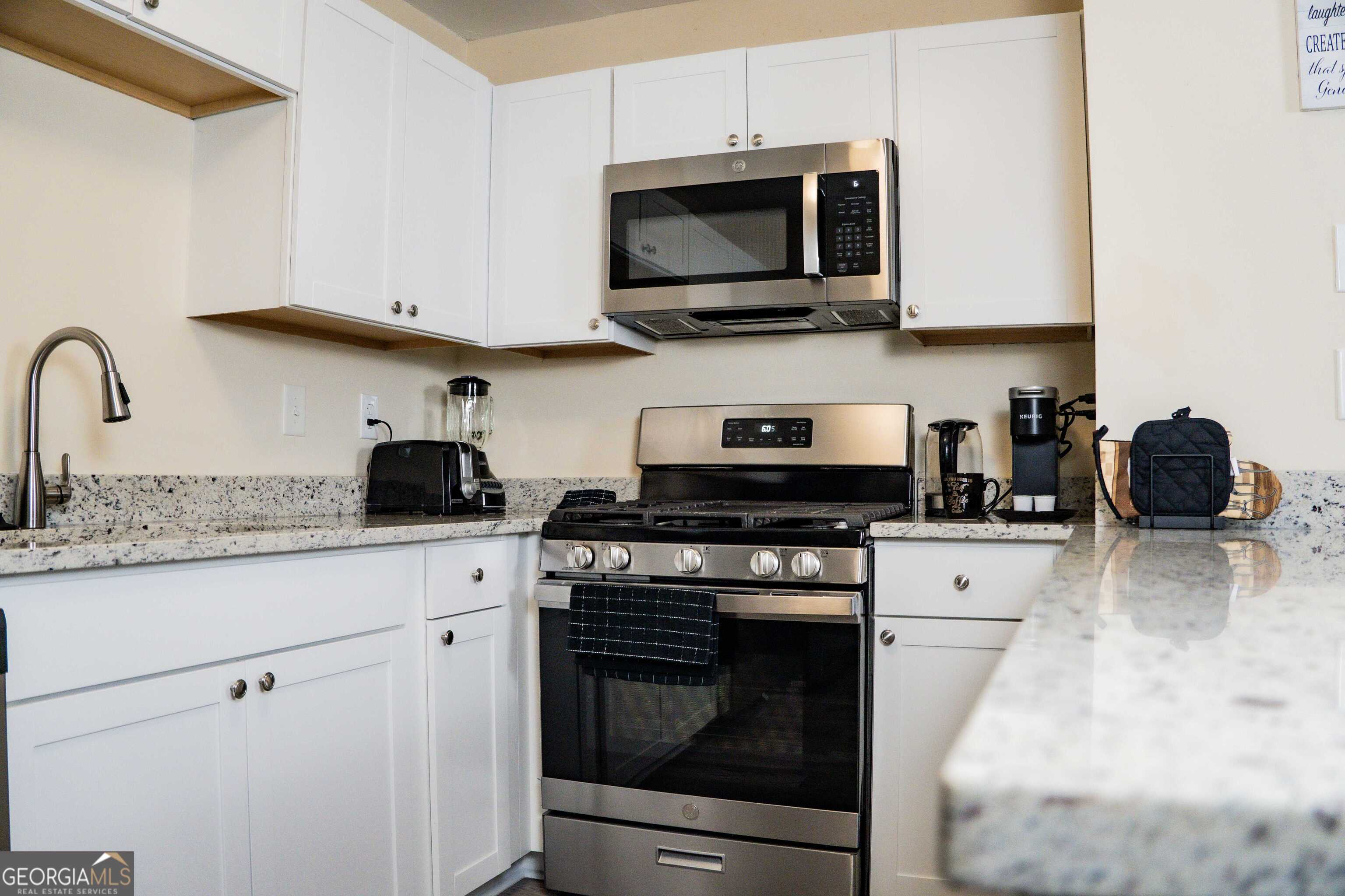 Oakpointe - Residential Lease