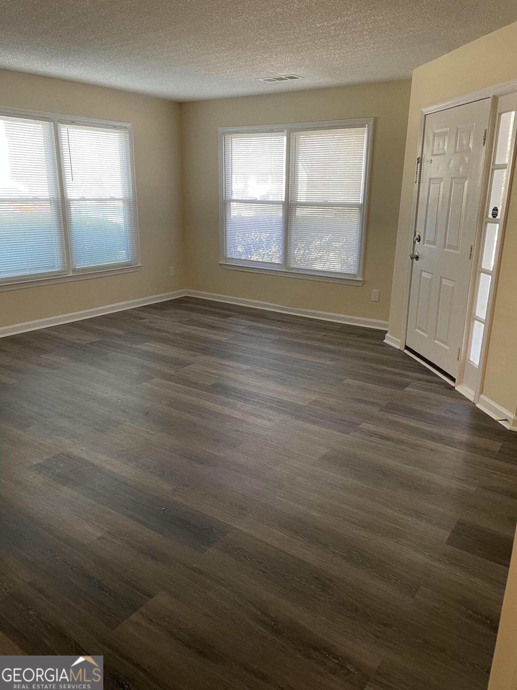 Oakpointe - Residential Lease