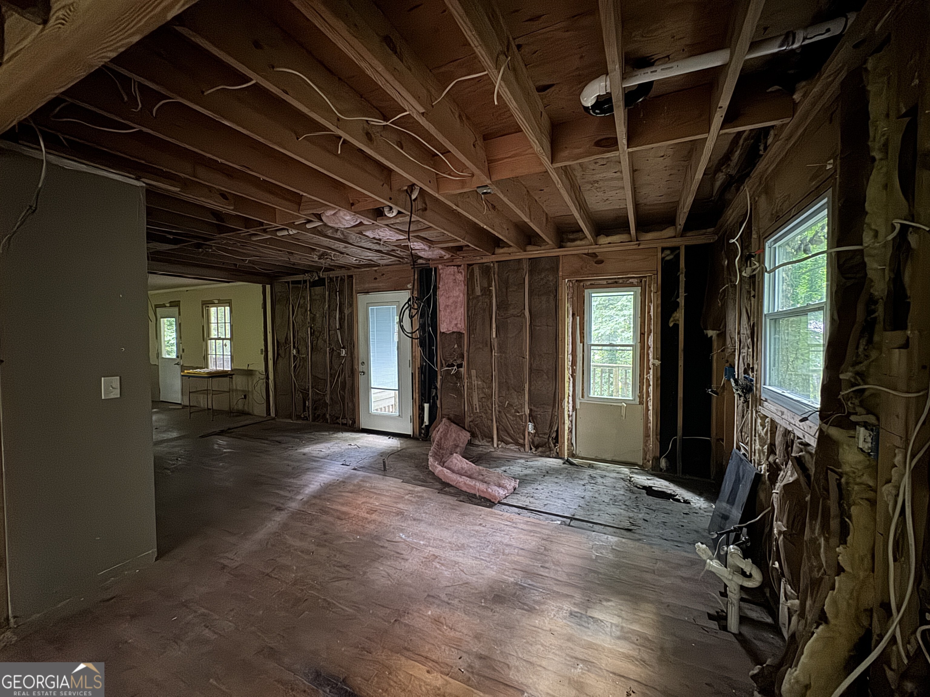 372 Nalley DR