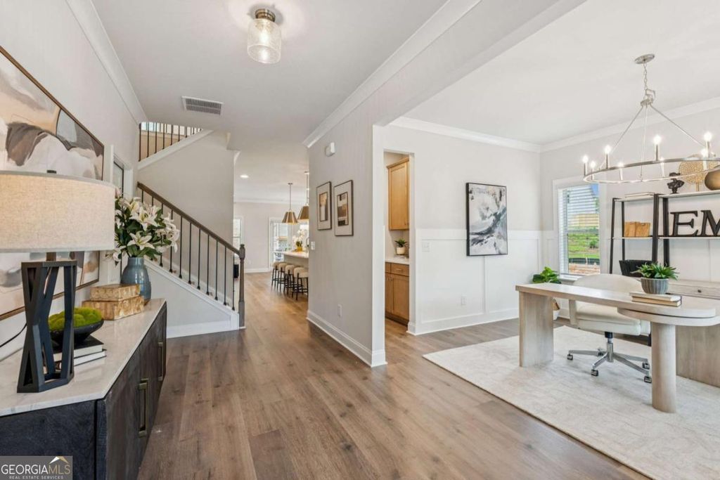 Photo of 5556 Keswick Drive, Flowery Branch, GA 30542 (MLS # 10725414)