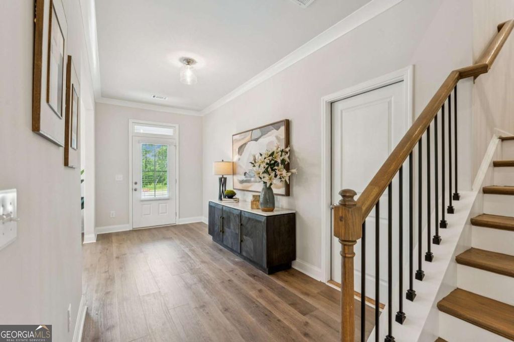 Photo of 5556 Keswick Drive, Flowery Branch, GA 30542 (MLS # 10725414)