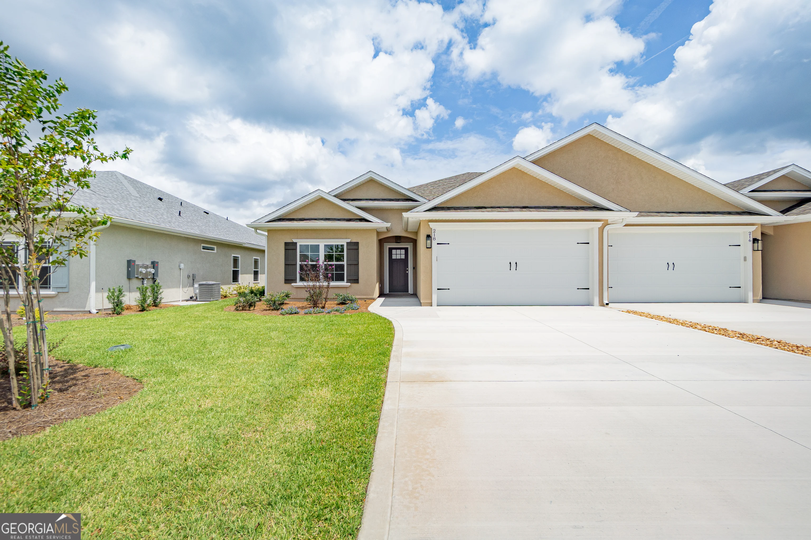 218 The Villas Way