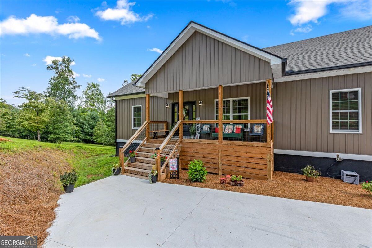 332 Upper Fox Trail