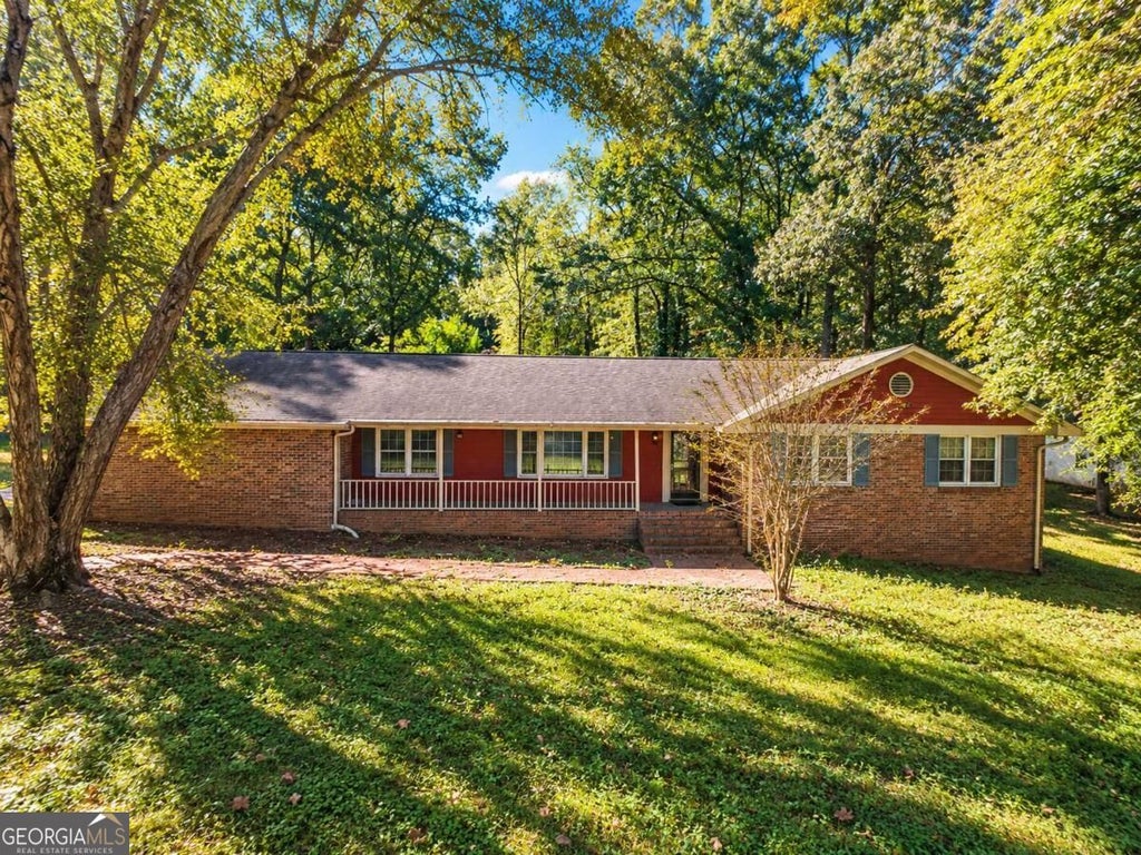 Photo of 7687 Tyra Cove, Jonesboro, GA 30236 (MLS # 10878019)
