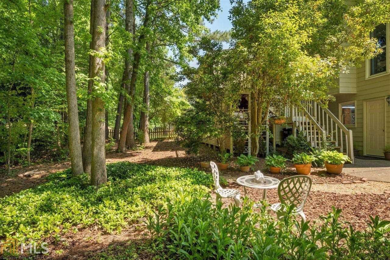 Post Oak Village - Residential