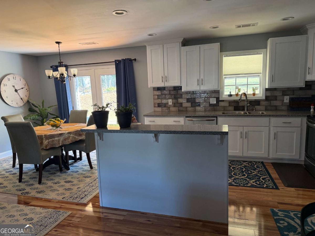 164 High Point RD NW