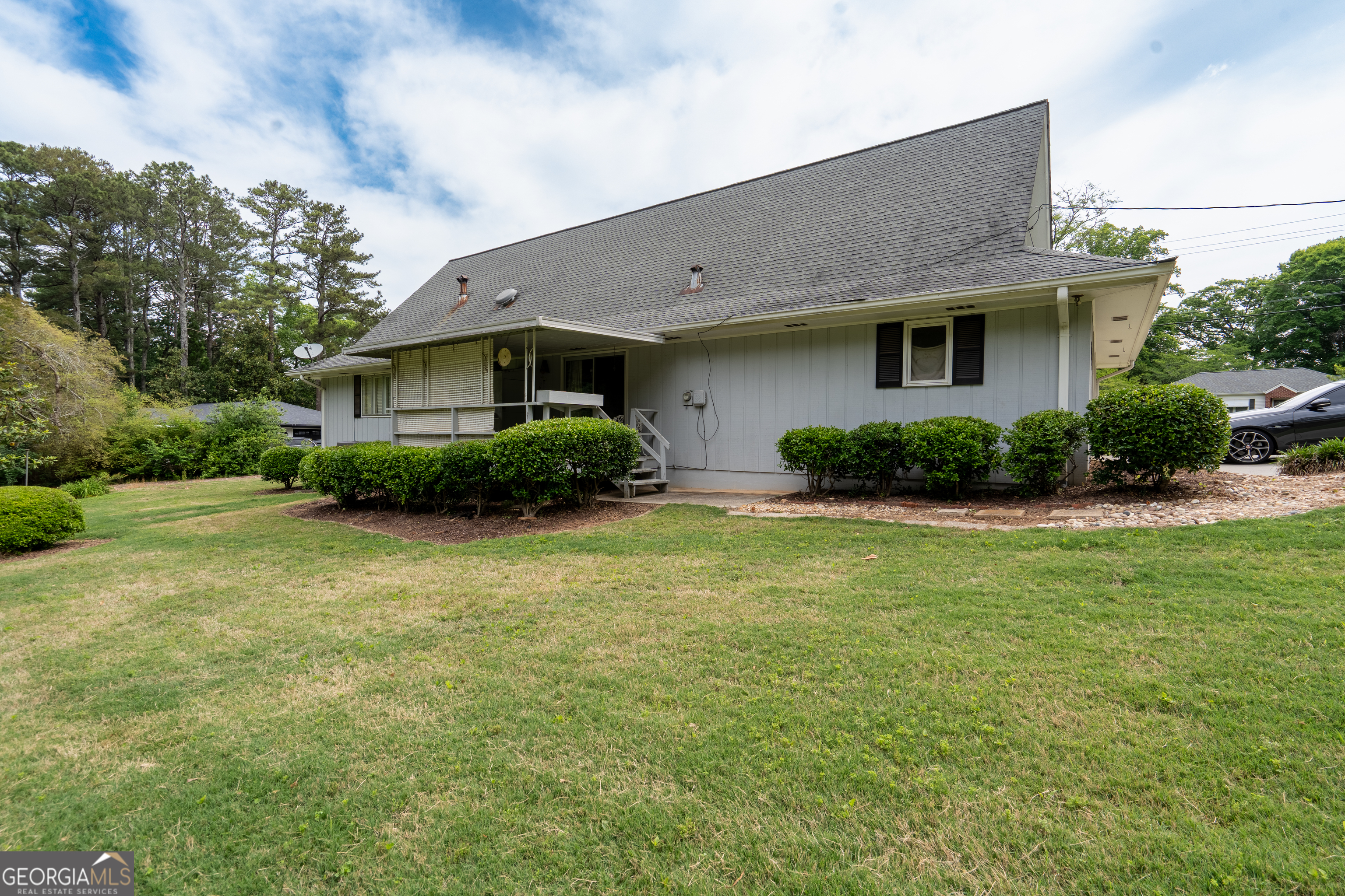 3926 Cardinal DR
