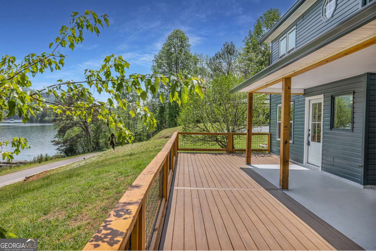 233 Bradshaw RD