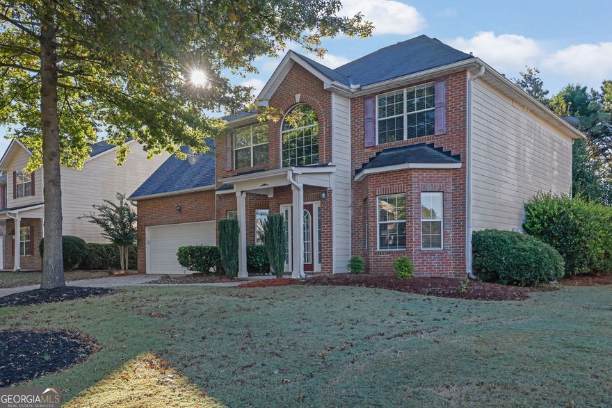 New listing in Hopewell Manor!!! Don't miss your chance to own this diamond in the rough located in Hopewell Manor community. This spacious 4 bedroom, 2.5 bathroom home is perfect for those with a vision and ready to invest some sweat equity. The generous living spaces offer pleanty room for your personal touch and the oppertunity to customize and renovate to your taste. Enjoy access to vibrant swim and tennis community, a playground and a clubhouse for family fun. You'll also benefit from the convenience of living close to 400, with easy access to shopping, dining and the outlet mall. If you're for a project that you can transform into your dream home, thi is it!!Don't wait and scedule your showing today!!