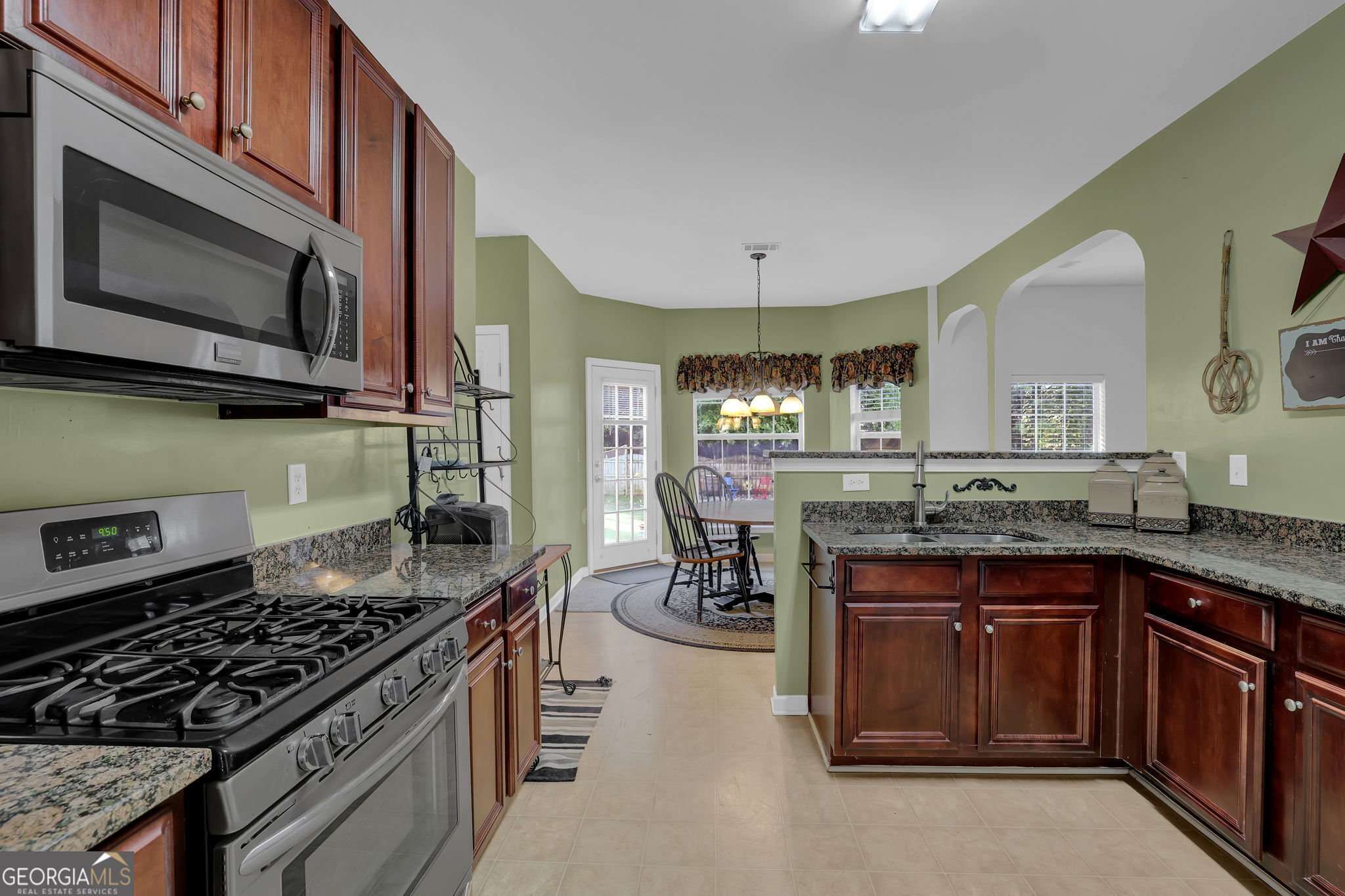 Hopewelll Manor - Residential