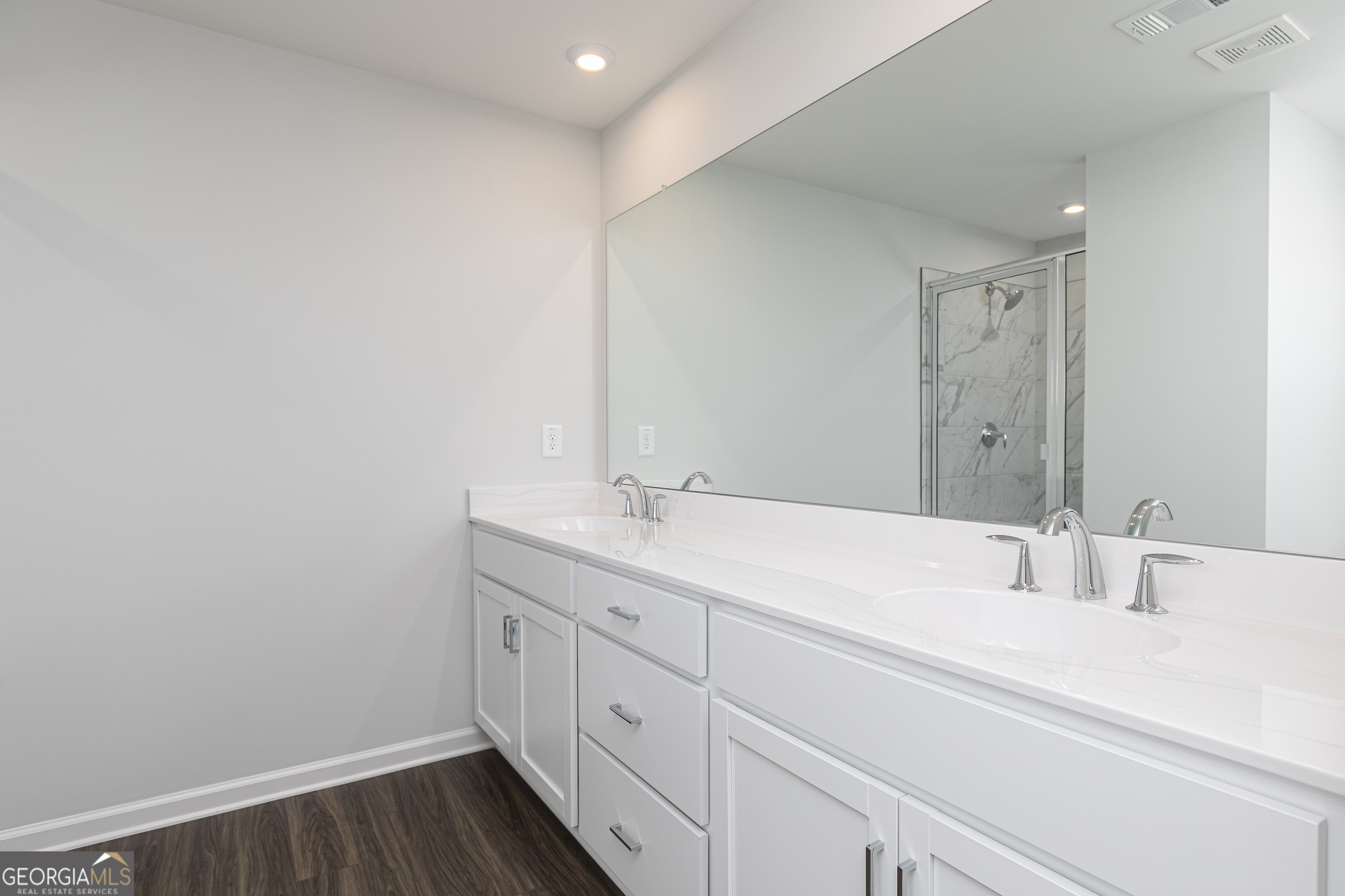 River Oaks - Residential