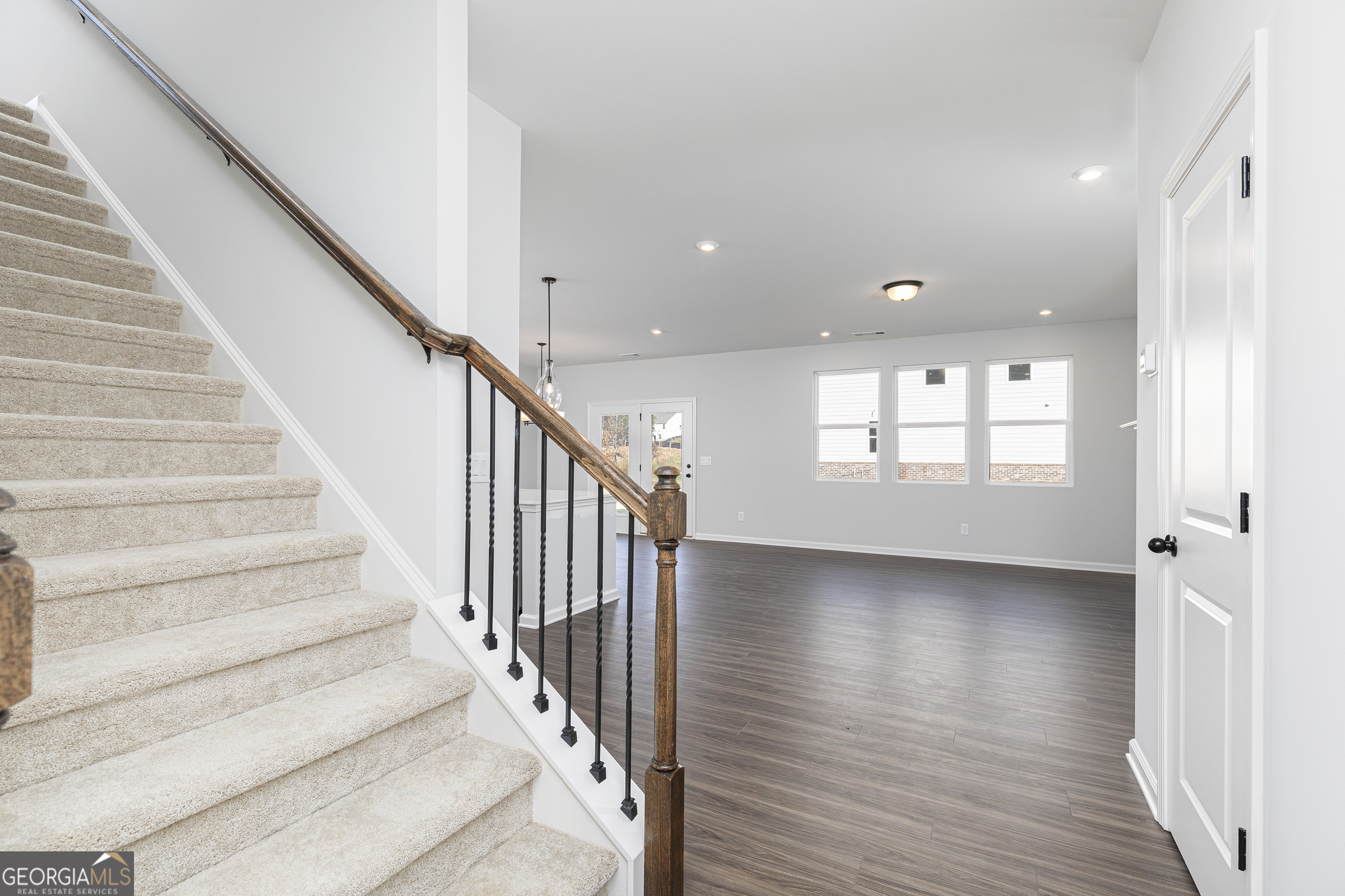 River Oaks - Residential