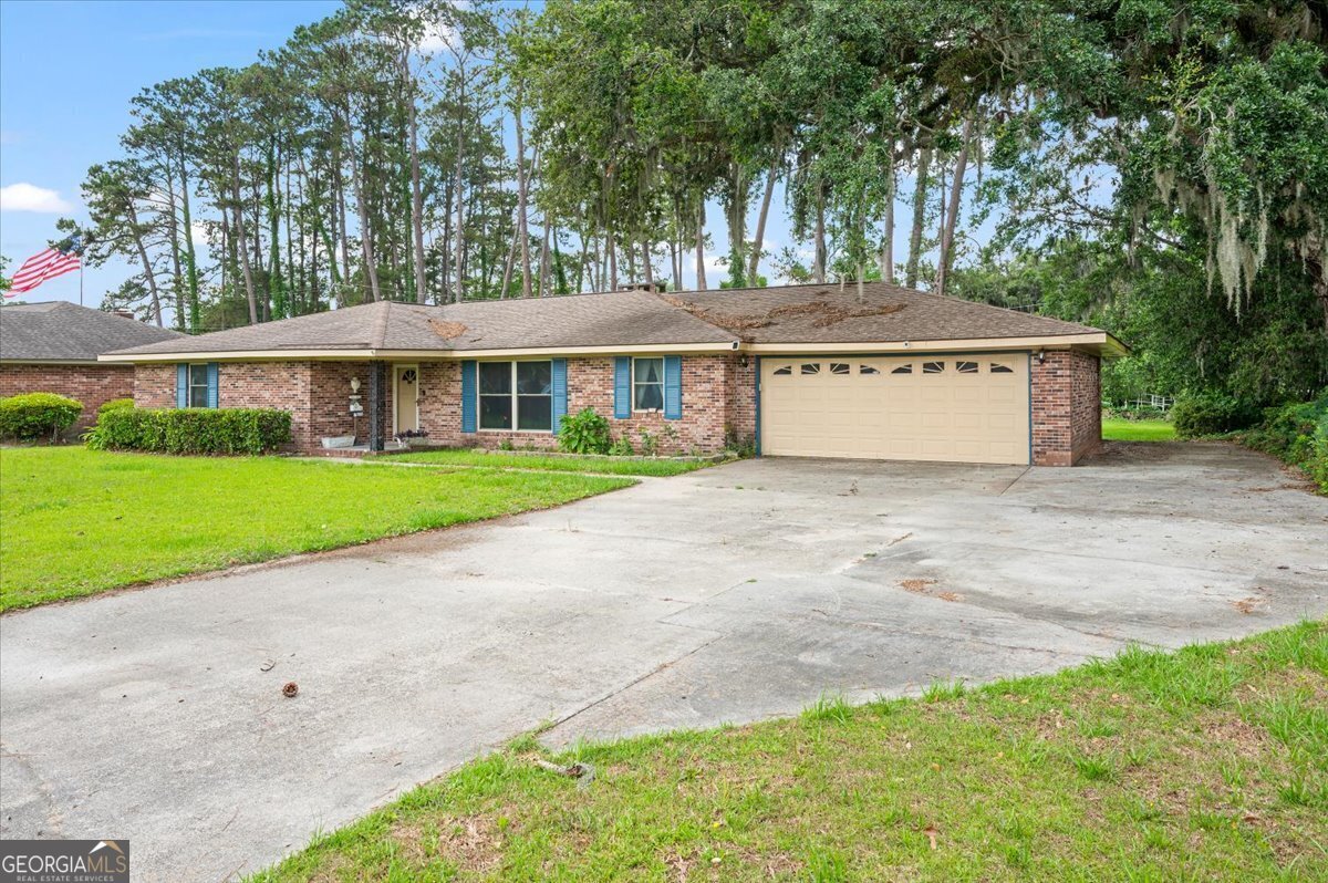 107 Pine Grove DR