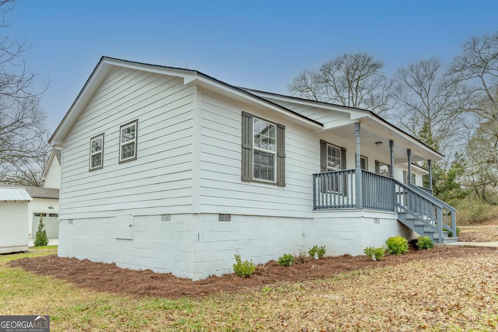 Photo of 37 Coweta Street, Senoia, GA 30276 (MLS # 10680874)