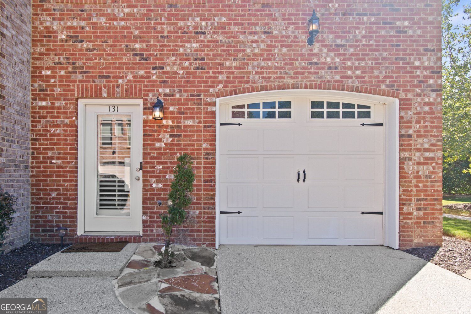 131 Riverwatch CT