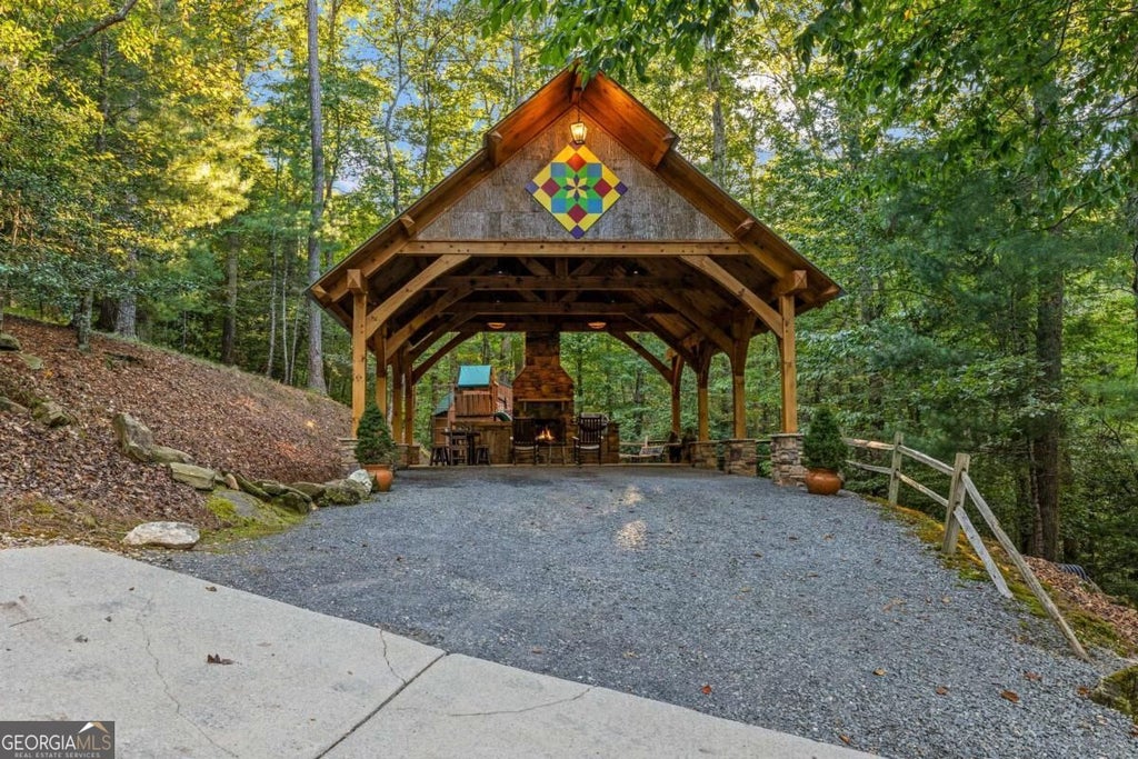 Photo of 169 Elba Court, Ellijay, GA 30540 (MLS # 10870632)