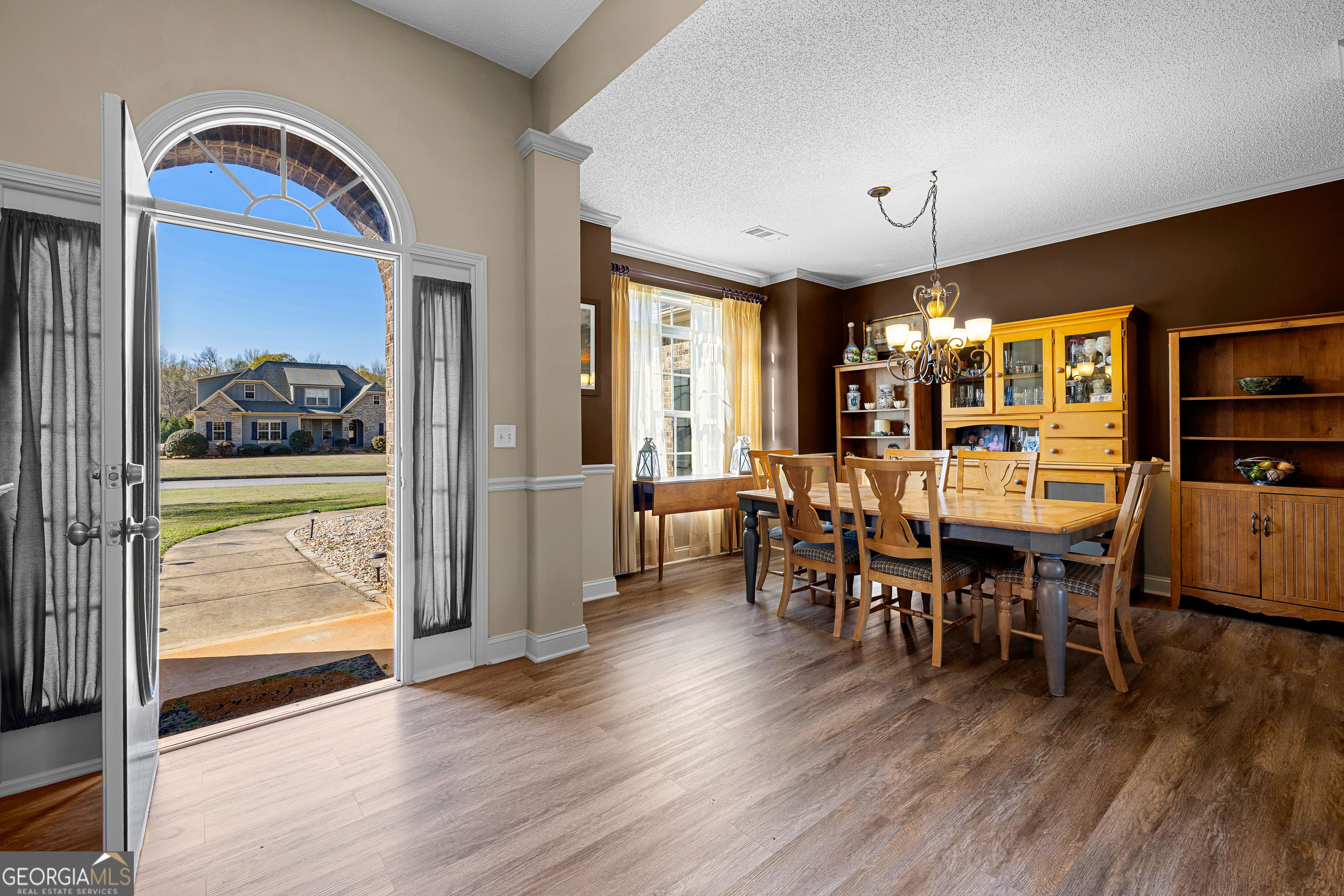 21 Hunters Overlook DR