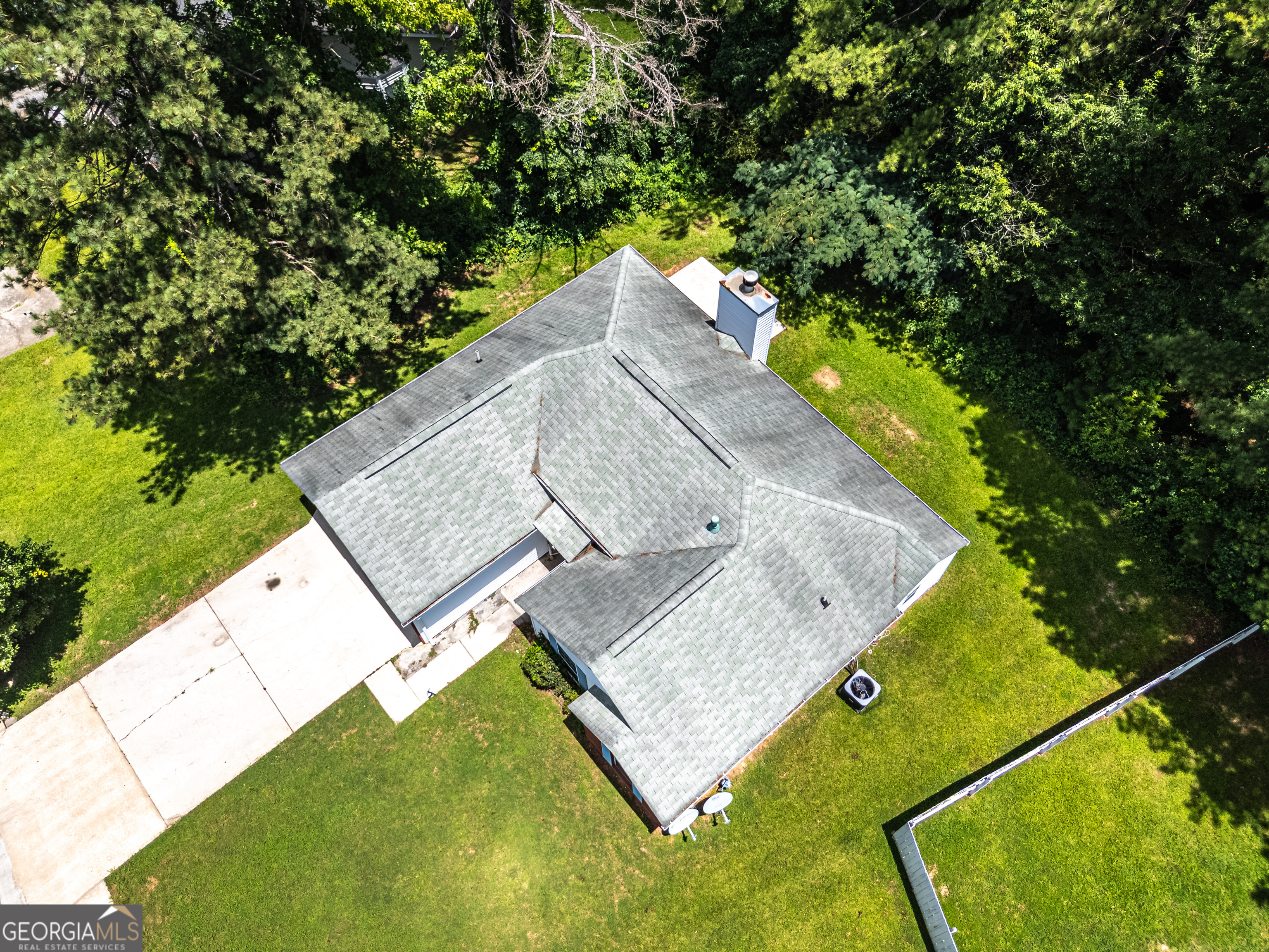 7190 Williamsburg DR