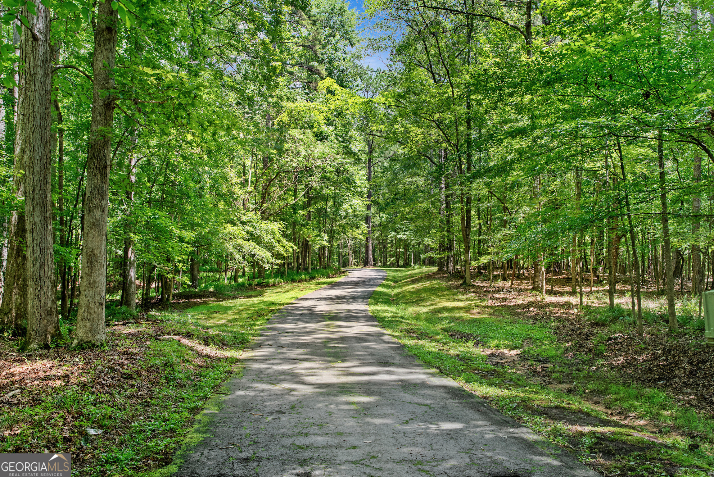 Private Estate - Land