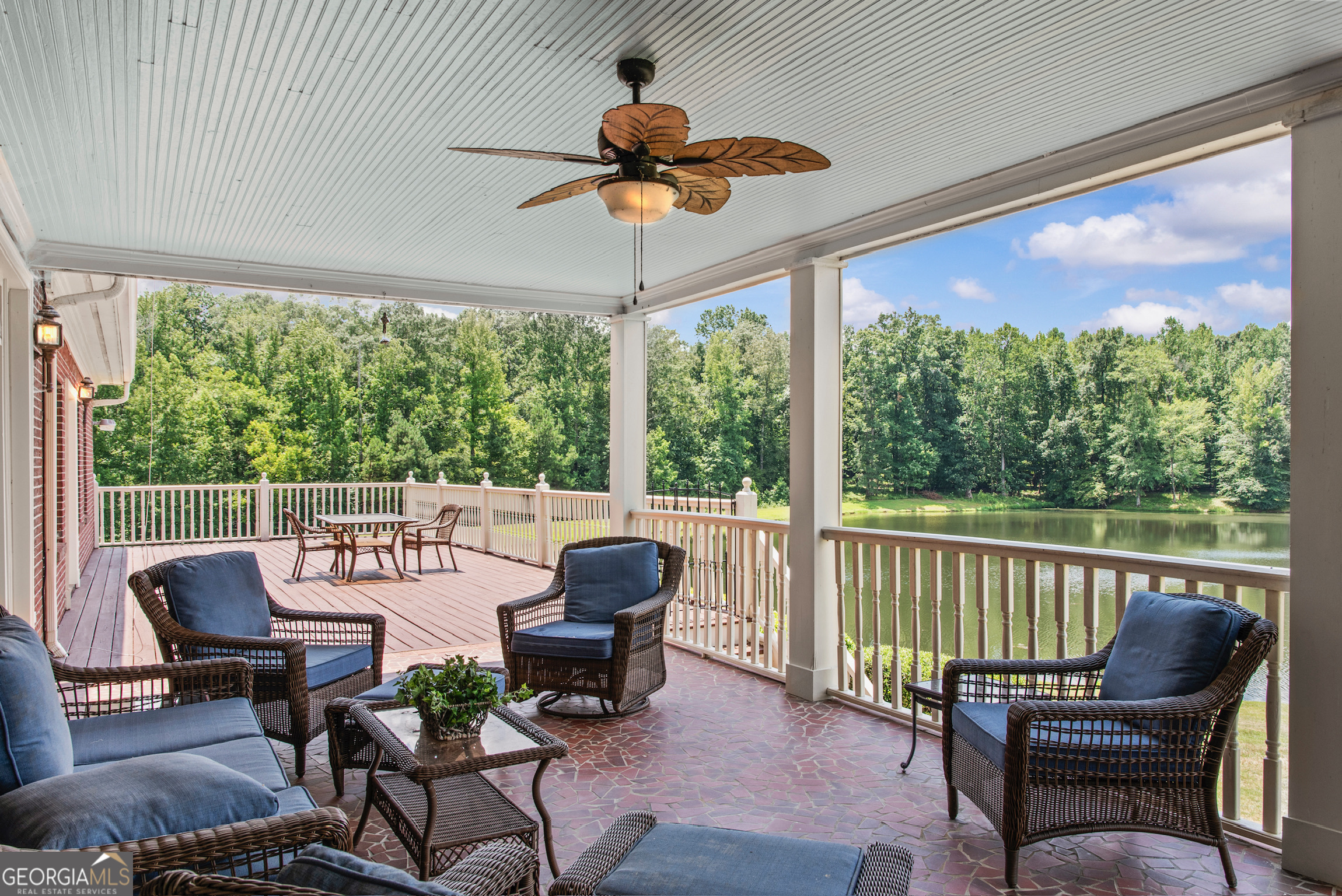 Private Estate - Land